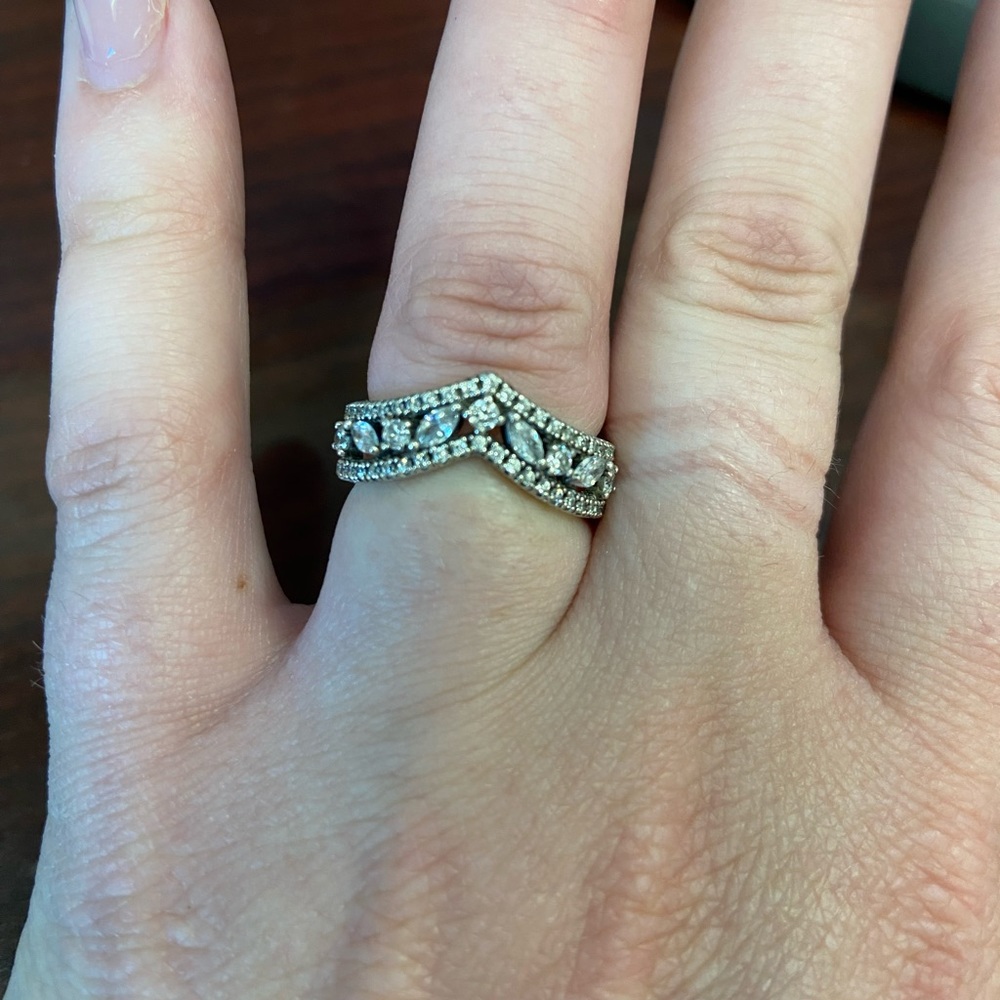 Sparkling Marquise Double Wishbone Ring